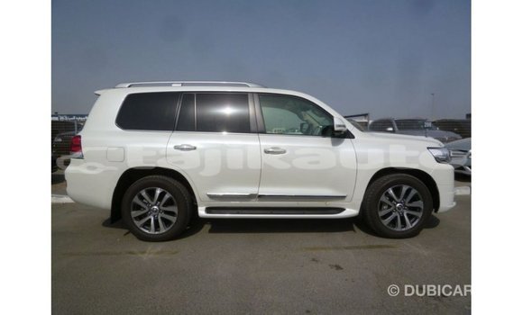 Buy Import Toyota Land Cruiser White Car in Import - Dubai in Dushanbe Buy Import Toyota Land Cruiser White Car in Import - Dubai in Dushanbe