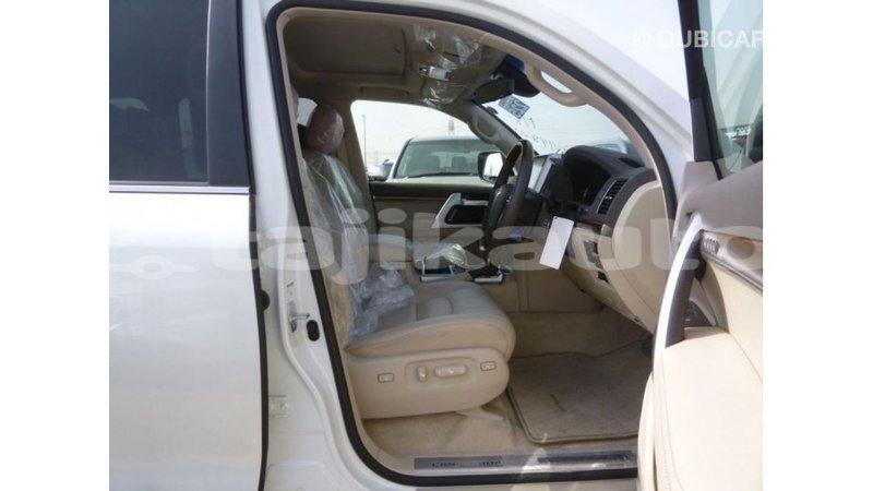Big with watermark toyota land cruiser dushanbe import dubai 2597