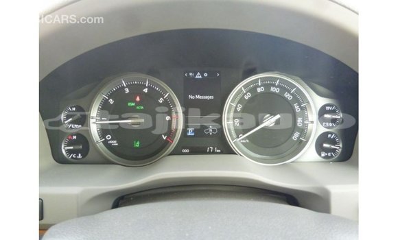Buy Import Toyota Land Cruiser White Car in Import - Dubai in Dushanbe Buy Import Toyota Land Cruiser White Car in Import - Dubai in Dushanbe