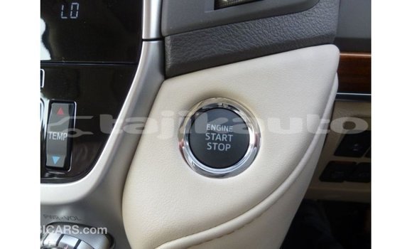 Buy Import Toyota Land Cruiser White Car in Import - Dubai in Dushanbe Buy Import Toyota Land Cruiser White Car in Import - Dubai in Dushanbe