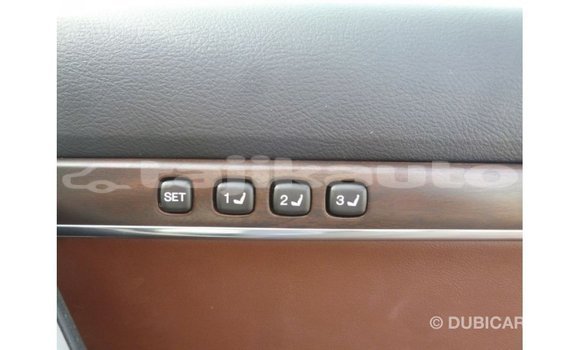 Buy Import Toyota Land Cruiser White Car in Import - Dubai in Dushanbe Buy Import Toyota Land Cruiser White Car in Import - Dubai in Dushanbe