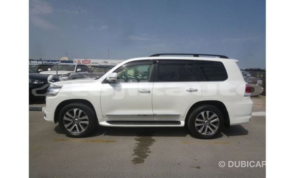 Buy Import Toyota Land Cruiser White Car in Import - Dubai in Dushanbe Buy Import Toyota Land Cruiser White Car in Import - Dubai in Dushanbe