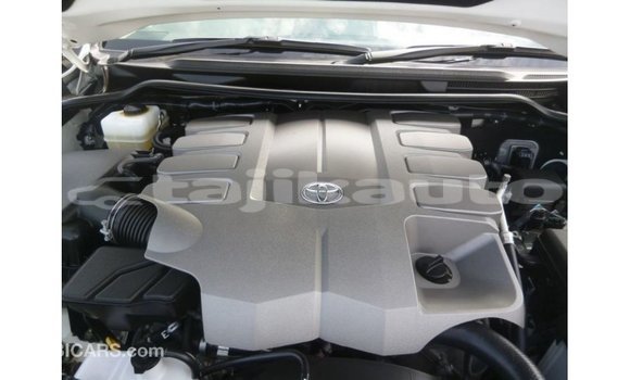 Buy Import Toyota Land Cruiser White Car in Import - Dubai in Dushanbe Buy Import Toyota Land Cruiser White Car in Import - Dubai in Dushanbe