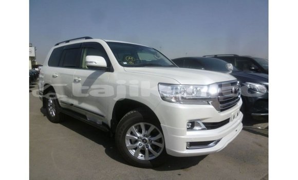 Buy Import Toyota Land Cruiser White Car in Import - Dubai in Dushanbe Buy Import Toyota Land Cruiser White Car in Import - Dubai in Dushanbe