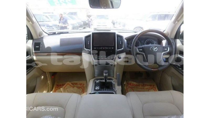 Big with watermark toyota land cruiser dushanbe import dubai 2608