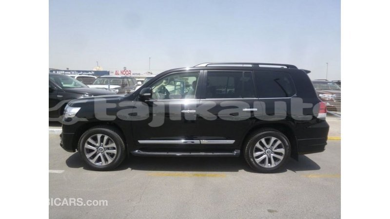 Big with watermark toyota land cruiser dushanbe import dubai 2608