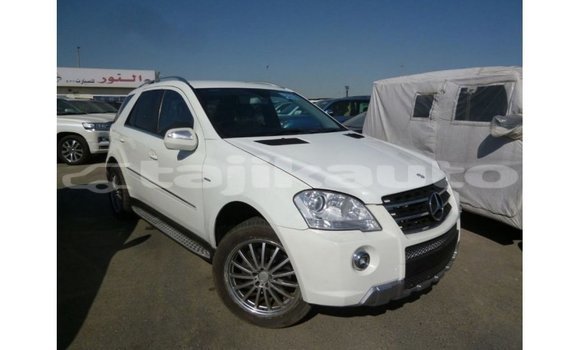 Buy Import Mercedes-Benz 190 White Car in Import - Dubai in Dushanbe Buy Import Mercedes-Benz 190 White Car in Import - Dubai in Dushanbe