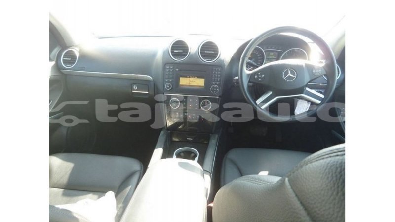 Big with watermark mercedes benz 190 dushanbe import dubai 2609