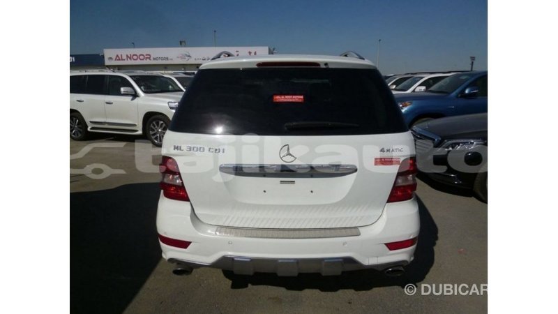 Big with watermark mercedes benz 190 dushanbe import dubai 2609