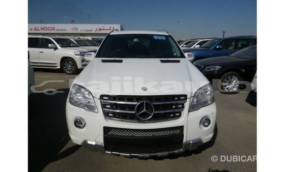 Buy Import Mercedes-Benz 190 White Car in Import - Dubai in Dushanbe Buy Import Mercedes-Benz 190 White Car in Import - Dubai in Dushanbe