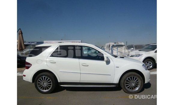 Buy Import Mercedes-Benz 190 White Car in Import - Dubai in Dushanbe Buy Import Mercedes-Benz 190 White Car in Import - Dubai in Dushanbe