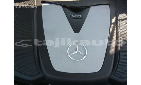 Buy Import Mercedes-Benz 190 White Car in Import - Dubai in Dushanbe Buy Import Mercedes-Benz 190 White Car in Import - Dubai in Dushanbe