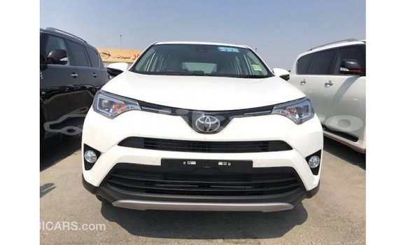 Buy Import Toyota 4Runner White Car in Import - Dubai in Dushanbe Buy Import Toyota 4Runner White Car in Import - Dubai in Dushanbe