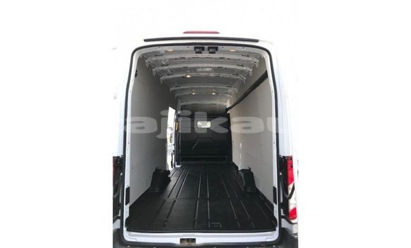 Buy Import Ford Club Wagon White Car in Import - Dubai in Dushanbe Buy Import Ford Club Wagon White Car in Import - Dubai in Dushanbe