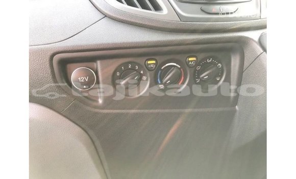 Buy Import Ford Club Wagon White Car in Import - Dubai in Dushanbe Buy Import Ford Club Wagon White Car in Import - Dubai in Dushanbe