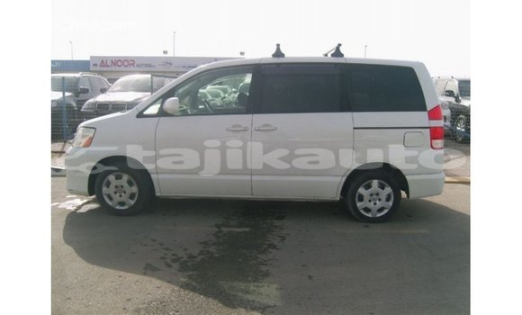Buy Import Toyota Noah White Car in Import - Dubai in Dushanbe Buy Import Toyota Noah White Car in Import - Dubai in Dushanbe