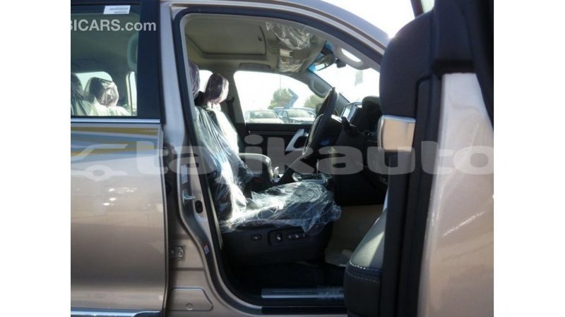 Big with watermark toyota land cruiser dushanbe import dubai 2646
