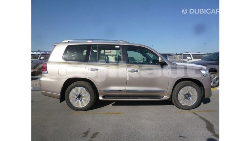 Big with watermark toyota land cruiser dushanbe import dubai 2646