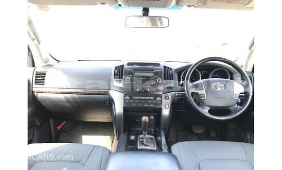 Buy Import Toyota Land Cruiser Other Car in Import - Dubai in Dushanbe Buy Import Toyota Land Cruiser Other Car in Import - Dubai in Dushanbe