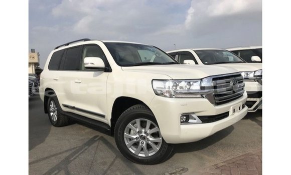 Buy Import Toyota Land Cruiser White Car in Import - Dubai in Dushanbe Buy Import Toyota Land Cruiser White Car in Import - Dubai in Dushanbe