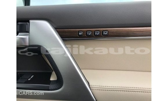 Buy Import Toyota Land Cruiser White Car in Import - Dubai in Dushanbe Buy Import Toyota Land Cruiser White Car in Import - Dubai in Dushanbe