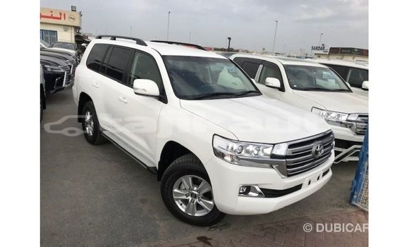Buy Import Toyota Land Cruiser White Car in Import - Dubai in Dushanbe Buy Import Toyota Land Cruiser White Car in Import - Dubai in Dushanbe
