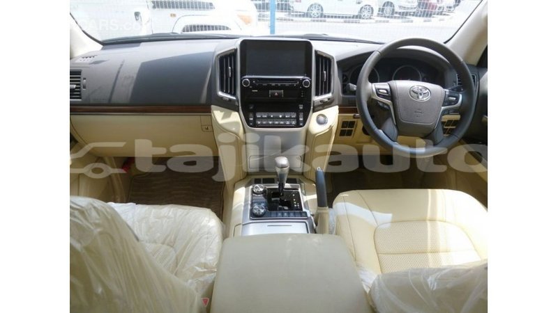 Big with watermark toyota land cruiser dushanbe import dubai 2679