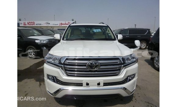 Buy Import Toyota Land Cruiser White Car in Import - Dubai in Dushanbe Buy Import Toyota Land Cruiser White Car in Import - Dubai in Dushanbe