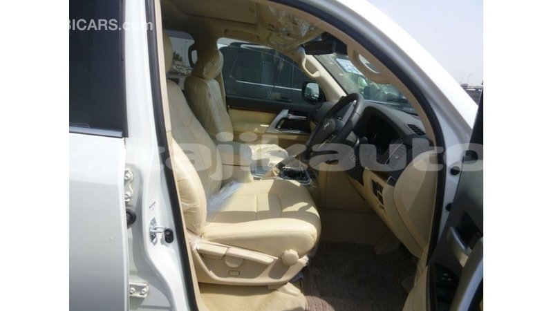 Big with watermark toyota land cruiser dushanbe import dubai 2679