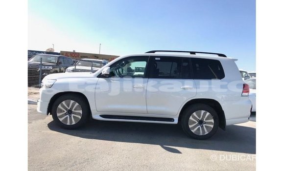 Buy Import Toyota Land Cruiser White Car in Import - Dubai in Dushanbe Buy Import Toyota Land Cruiser White Car in Import - Dubai in Dushanbe