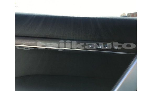 Buy Import Toyota Land Cruiser White Car in Import - Dubai in Dushanbe Buy Import Toyota Land Cruiser White Car in Import - Dubai in Dushanbe