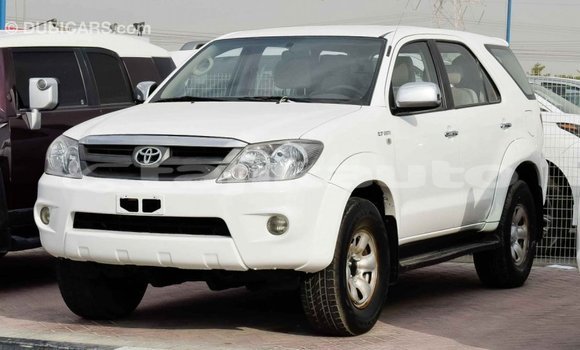Buy Import Toyota Fortuner White Car in Import - Dubai in Dushanbe Buy Import Toyota Fortuner White Car in Import - Dubai in Dushanbe