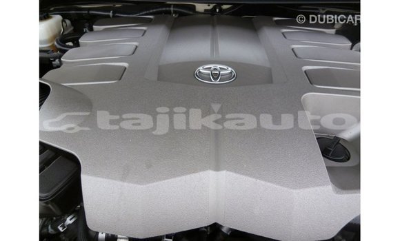 Buy Import Toyota Land Cruiser White Car in Import - Dubai in Dushanbe Buy Import Toyota Land Cruiser White Car in Import - Dubai in Dushanbe