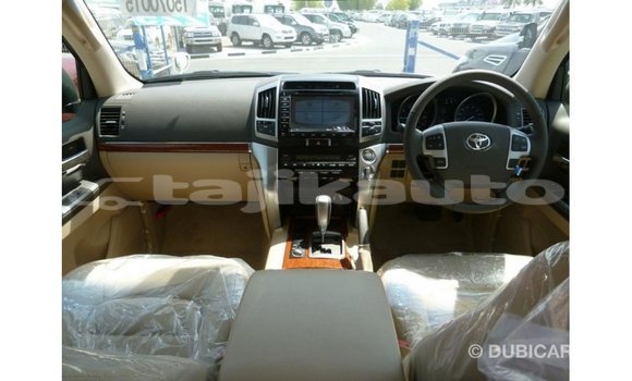 Buy Import Toyota Land Cruiser White Car in Import - Dubai in Dushanbe Buy Import Toyota Land Cruiser White Car in Import - Dubai in Dushanbe