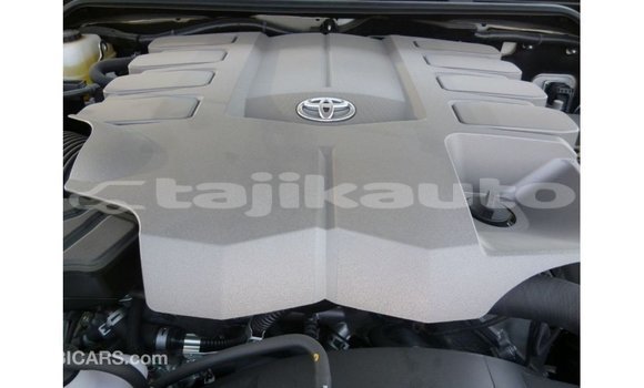 Buy Import Toyota Land Cruiser White Car in Import - Dubai in Dushanbe Buy Import Toyota Land Cruiser White Car in Import - Dubai in Dushanbe