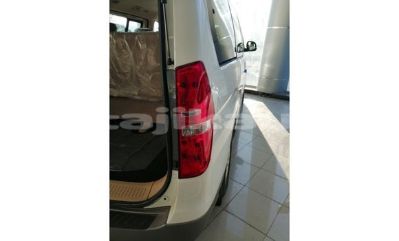 Buy Import Hyundai Accent White Car in Import - Dubai in Dushanbe Buy Import Hyundai Accent White Car in Import - Dubai in Dushanbe