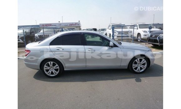 Buy Import Mercedes-Benz 200 Other Car in Import - Dubai in Dushanbe Buy Import Mercedes-Benz 200 Other Car in Import - Dubai in Dushanbe