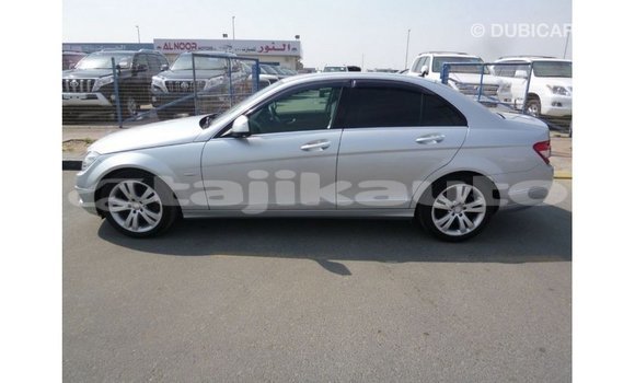 Buy Import Mercedes-Benz 200 Other Car in Import - Dubai in Dushanbe Buy Import Mercedes-Benz 200 Other Car in Import - Dubai in Dushanbe