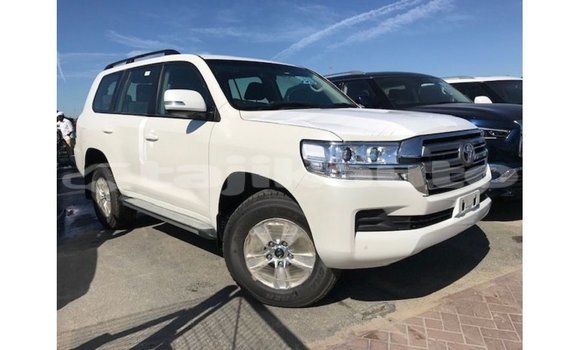 Buy Import Toyota Land Cruiser White Car in Import - Dubai in Dushanbe Buy Import Toyota Land Cruiser White Car in Import - Dubai in Dushanbe