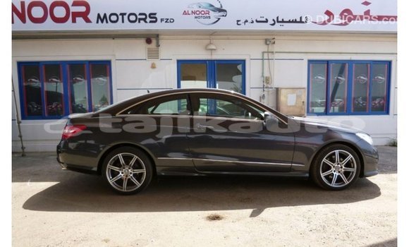 Buy Import Mercedes-Benz 190 Other Car in Import - Dubai in Dushanbe Buy Import Mercedes-Benz 190 Other Car in Import - Dubai in Dushanbe