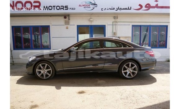 Buy Import Mercedes-Benz 190 Other Car in Import - Dubai in Dushanbe Buy Import Mercedes-Benz 190 Other Car in Import - Dubai in Dushanbe