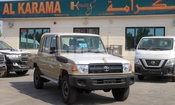 Buy Import Toyota Land Cruiser Beige Car in Import - Dubai in Dushanbe Buy Import Toyota Land Cruiser Beige Car in Import - Dubai in Dushanbe