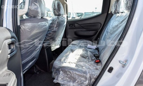 Buy Import Mitsubishi L200 White Car in Import - Dubai in Dushanbe Buy Import Mitsubishi L200 White Car in Import - Dubai in Dushanbe