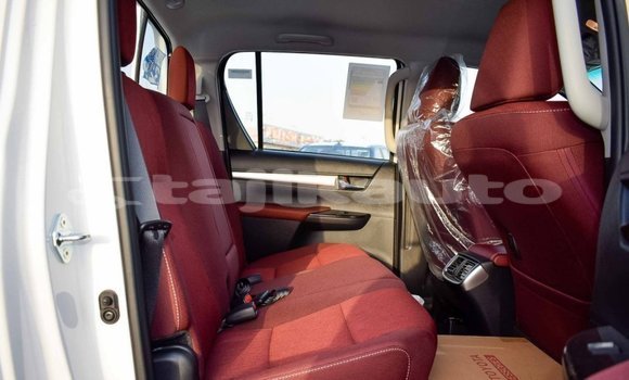 Buy Import Toyota Hilux White Car in Import - Dubai in Dushanbe Buy Import Toyota Hilux White Car in Import - Dubai in Dushanbe