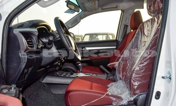 Buy Import Toyota Hilux White Car in Import - Dubai in Dushanbe Buy Import Toyota Hilux White Car in Import - Dubai in Dushanbe