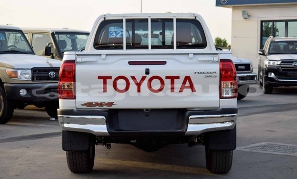 Buy Import Toyota Hilux White Car in Import - Dubai in Dushanbe Buy Import Toyota Hilux White Car in Import - Dubai in Dushanbe