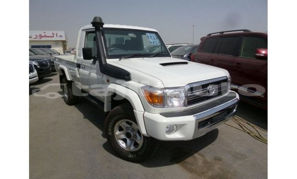 Buy Import Toyota Land Cruiser White Car in Import - Dubai in Dushanbe Buy Import Toyota Land Cruiser White Car in Import - Dubai in Dushanbe