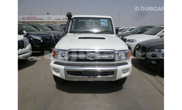 Buy Import Toyota Land Cruiser White Car in Import - Dubai in Dushanbe Buy Import Toyota Land Cruiser White Car in Import - Dubai in Dushanbe