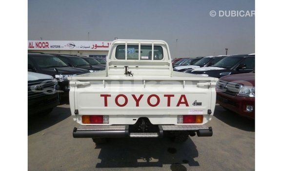 Buy Import Toyota Land Cruiser White Car in Import - Dubai in Dushanbe Buy Import Toyota Land Cruiser White Car in Import - Dubai in Dushanbe