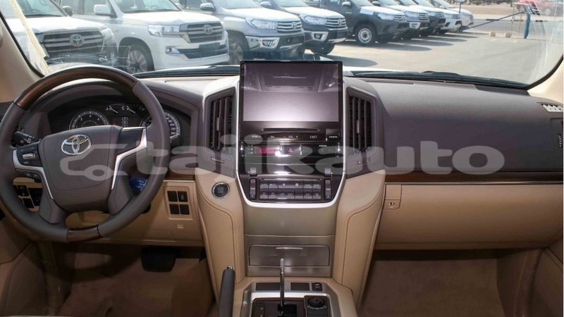 Big with watermark toyota land cruiser dushanbe import dubai 2717